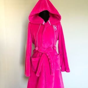 Victoria’s Secret Hot Pink Hooded Plush Robe – Size S/P